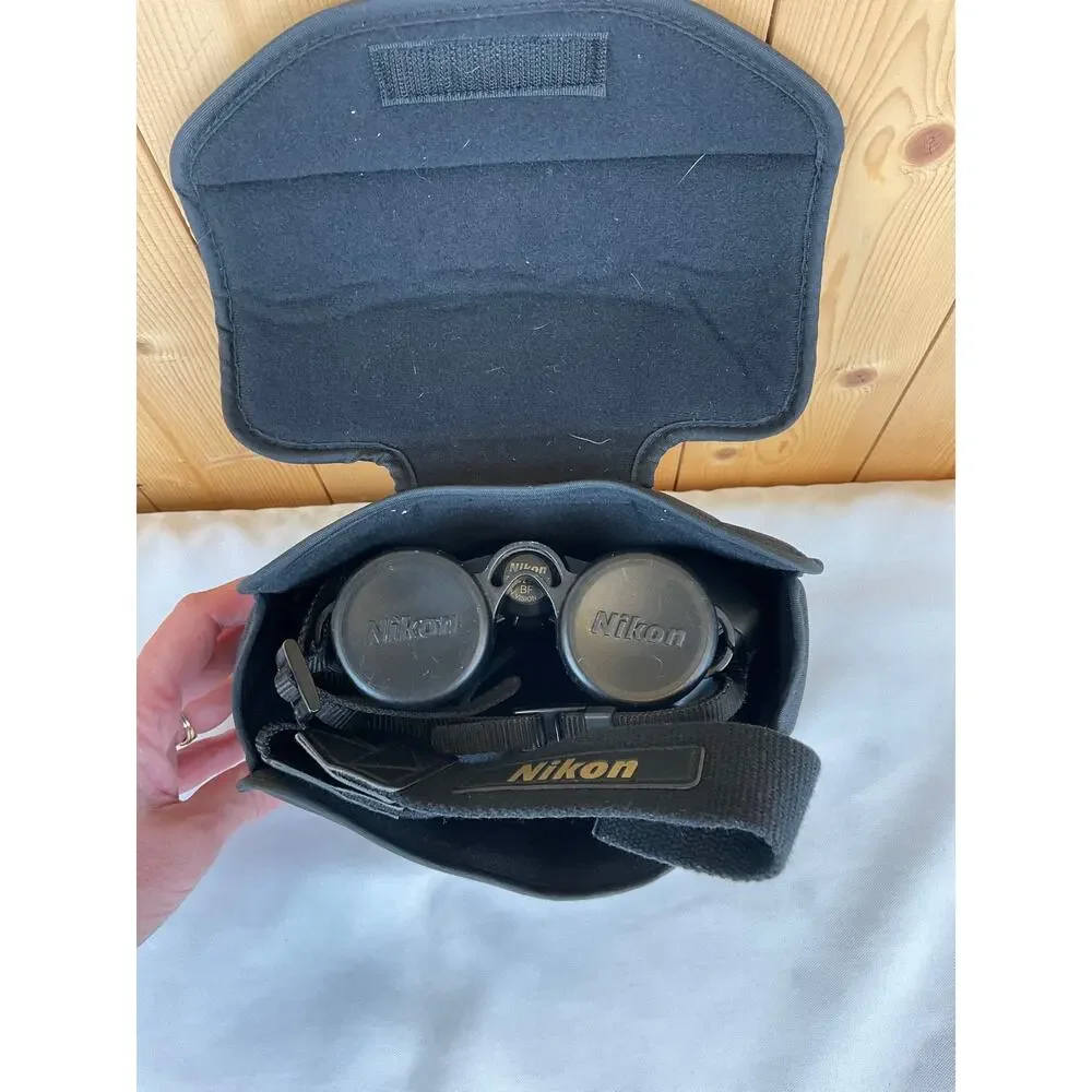 Nikon Action EX Binoculars 7x35, Waterproof - Black w/ Case